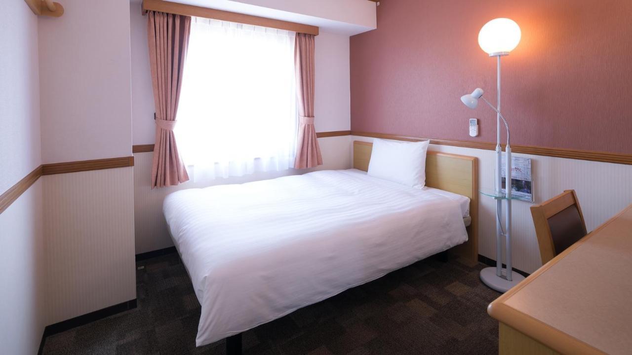 Toyoko Inn Hakata-Guchi Ekimae Fukuoka  Extérieur photo