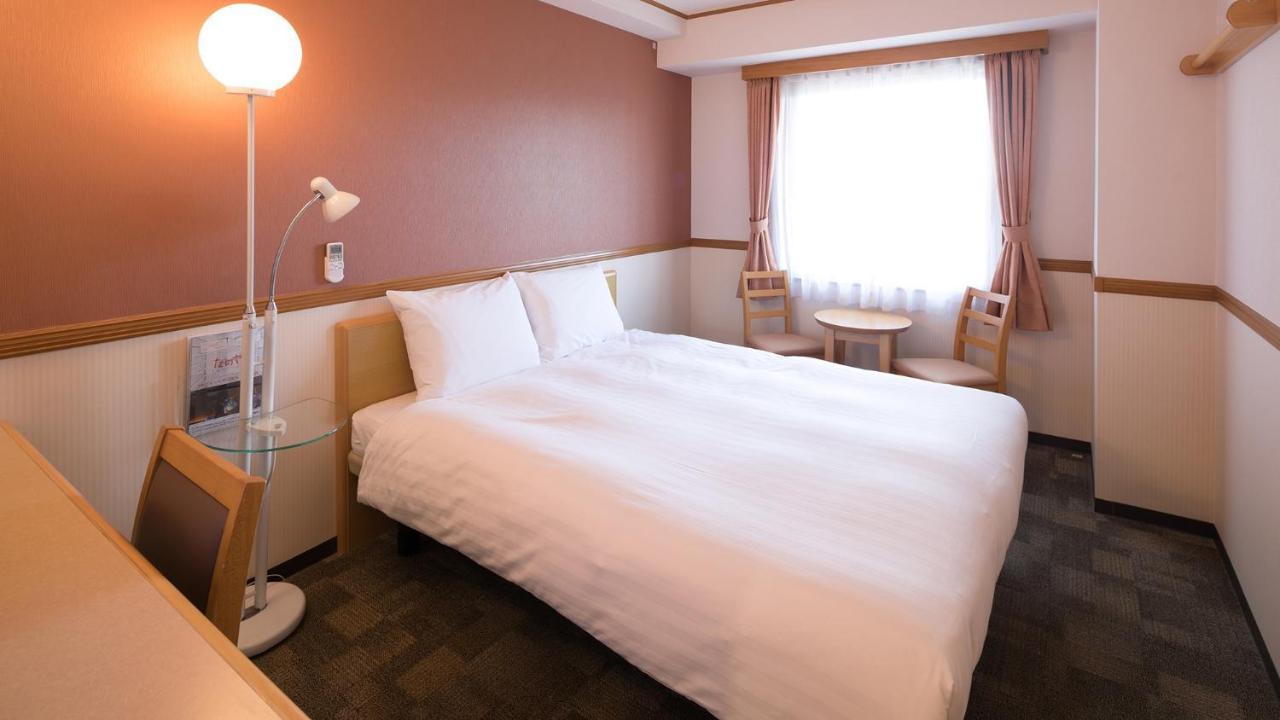 Toyoko Inn Hakata-Guchi Ekimae Fukuoka  Extérieur photo