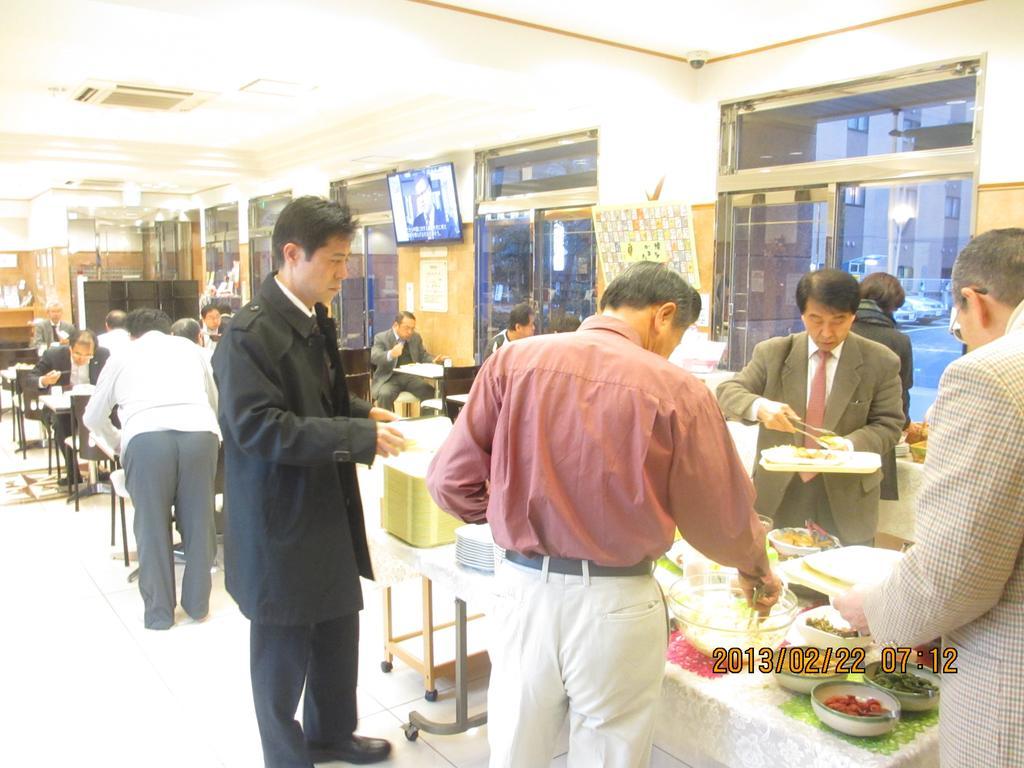 Toyoko Inn Hakata-Guchi Ekimae Fukuoka  Extérieur photo
